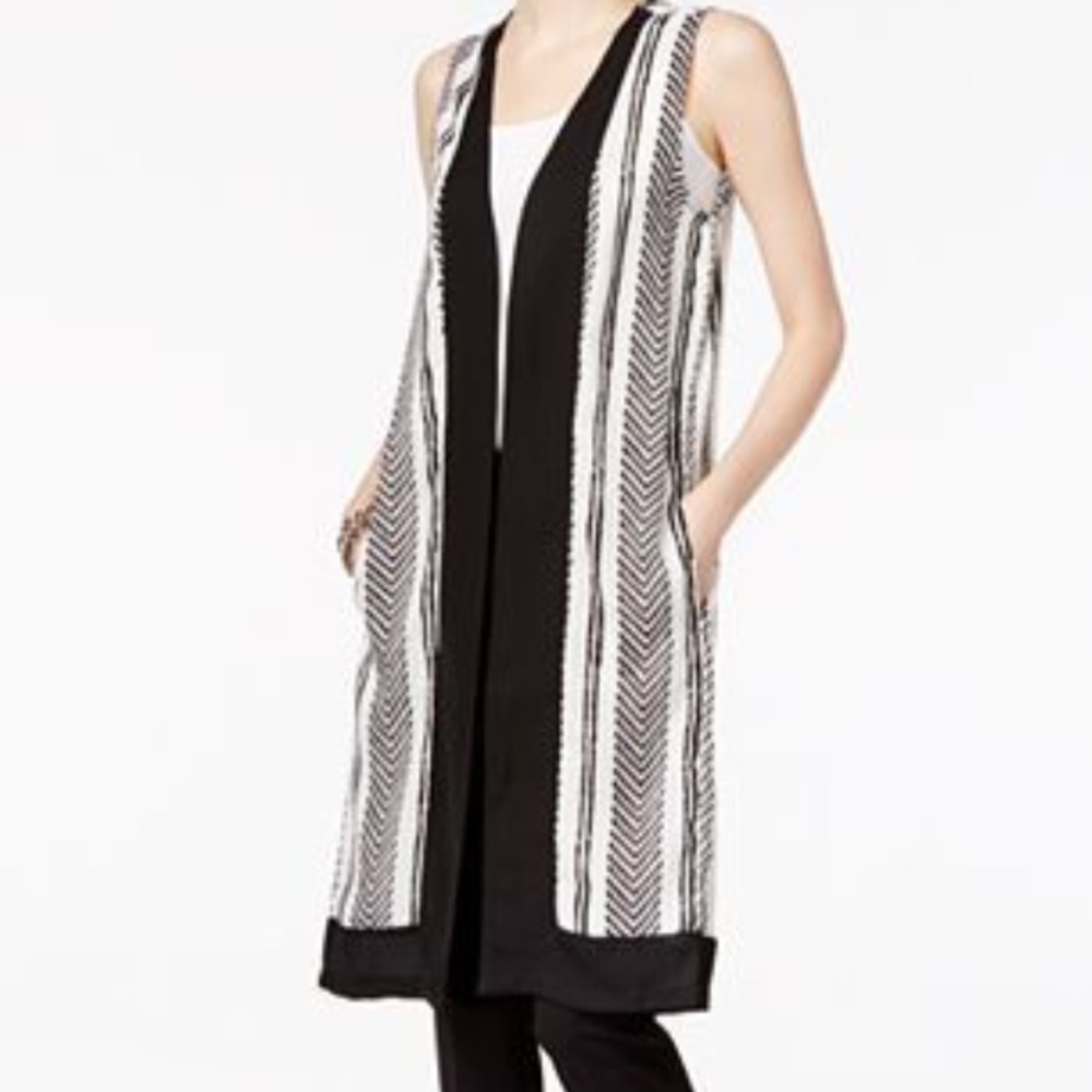 NWT Duster Style Vest- Pockets